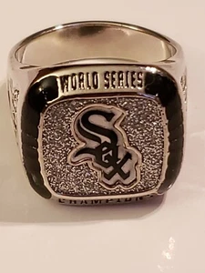 Anillo conmemorativo de la Serie Mundial 2005 de los Medias Blancas de Chicago 2018 - Imagen 1 de 2
