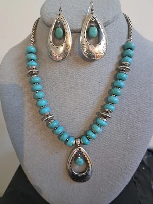 Brighton Santa Fe SW Beaded Faux Turquoise Silver Tone Necklace Pendant Set - Image 1 of 4