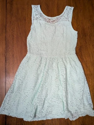 Vestido para niñas Abercrombie talla 11/12 sin mangas ligero como nuevo bolsillos encaje floral Foto 1 de 4