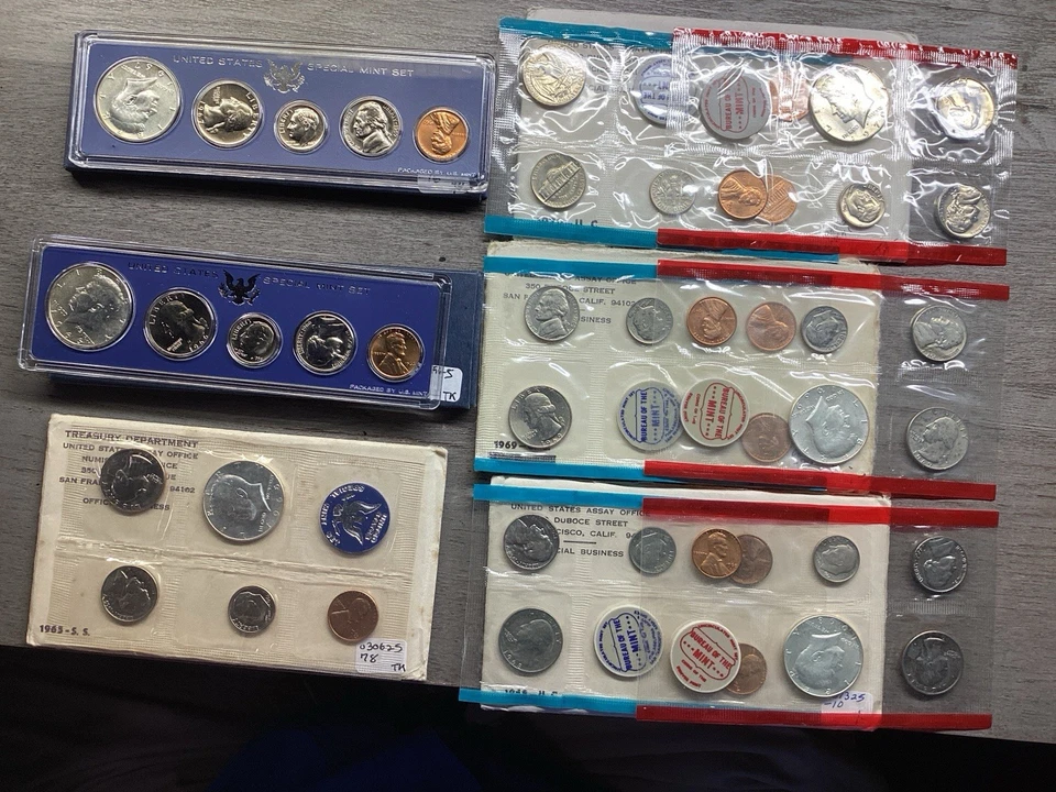 6 Set Bundle of 1965, 66, 67, 68, 69, 70 Original Packaging 45 Coins 032578qk - Image 1 of 4