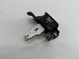 SOPORTE DE MONTAJE DE MOTOR FORD FIESTA MK7 8V51-7M121-AE 1.25 GASOLINA SNJB 09-17 - Imagen 1 de 13