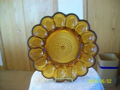 Plato para servir Indiana Glass ámbar profundo grande vintage huevo de diablo hobnail relish Foto 1 de 4
