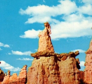Queen Victoria Rock Bryce Canyon National Park Paunsaugunt Utah Vintage Postcard - Picture 1 of 3