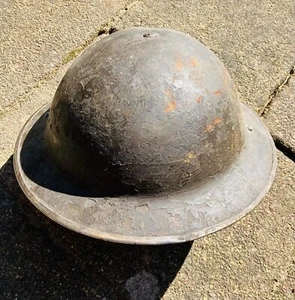 Brodie-Stahlhelm, Britisch, 2.Weltkrieg - Bild 1 von 3
