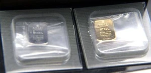 NIB Gucci Replacement Case Back - 6100 L - Gold and Silver Tone - Picture 1 of 2
