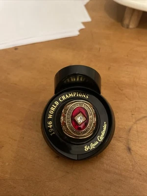 Anillo Réplica Cardenales de San Luis 1946 Campeones del Mundo Oro Nuevo con Etiquetas 2016 Promo Foto 1 de 4