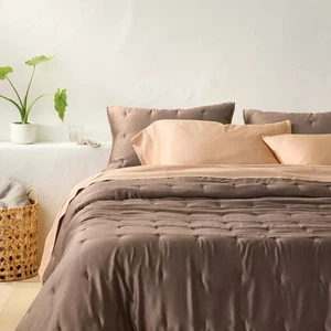 Full/Queen Rayon from Bamboo Quilt Fig - Casaluna - Picture 1 of 5