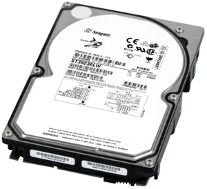 Disque Dur Seagate Barracuda 18XL ST39236LW 9.2GB 7200T/min 2MB SCSI 68-Pin 3.5" - Photo 1/3