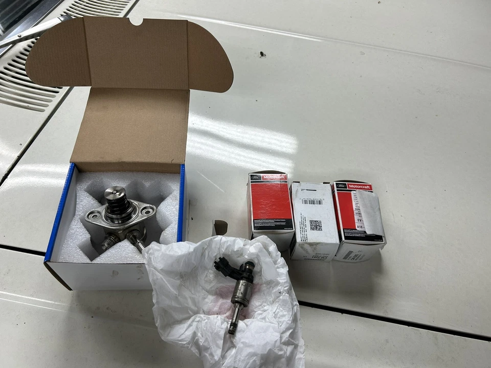 2017 Ford Escape Fuel Pump — 第 1/1 张图片