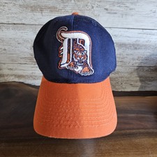 Detroit Tigers Genuine Merch.SnapBack Adjustable Hat Navy/Orange Color Small