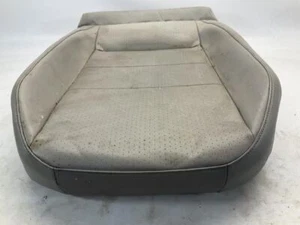 18-23 Volkswagen Tiguan Front Left Driver Seat Lower Bottom Cushion Q - Picture 1 of 12