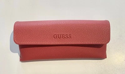 Guess Glasses Case New With Cleaning Cloth 16x6.5x3.5cm - Image 1 of 3