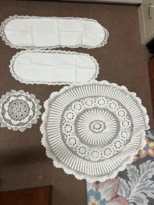 Vintage Round Hand Crochet Tablecloth & Linen Runners Dresser lot of 4 items - Picture 1 of 10