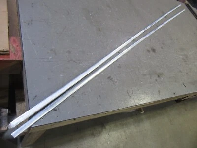 Pontiac Bonneville Wagon 1983 techo exterior riel de goteo moldura par Foto 1 de 4