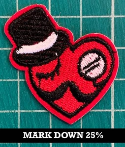 Parche bordado hierro en parche Dapper Heart 25% DE DESCUENTO - Imagen 1 de 4
