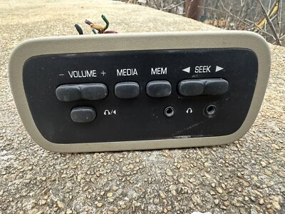 Interruptor de control de radio trasero interior Nissan Quest 2000 ~ B112 Foto 1 de 3