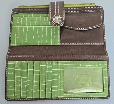Cartera plegable de cuero marrón fósil ventana de identificación de tarjeta de crédito interior retro verde Foto 1 de 4