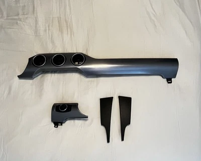 Ford Mustang GT 2015-2023 5,0 GT JUEGO DE MOLDURAS INTERIORES PARA TABLERO - OEM Foto 1 de 2