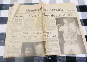 Original 1977 Democrat and Chronicle News "Elvis Presley stirbt mit 42 - Bild 1 von 5