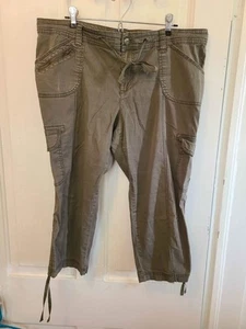 Faded Glory Damengröße 16 olivgrün bestickt gewebt Capri Baumwolle Hose - Bild 1 von 8