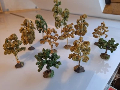 Modelleisenbahn, H0, BRD, Vau-Pe, verschiedene Laubbäume aus Masse - Bild 1 von 4