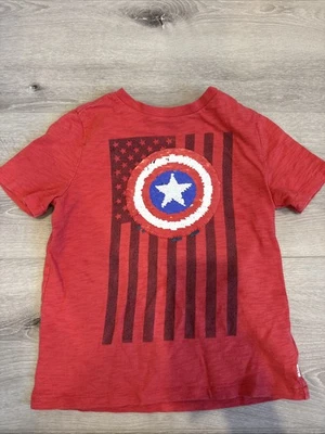 Camiseta Gap Marvel Capitán América Abatible Lentejuelas Niños Talla Pequeña Foto 1 de 4