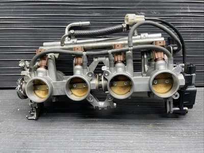 Suzuki GSXR600 2006, cuerpos del acelerador, inyectores de combustible #111125 Foto 1 de 4