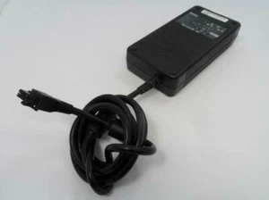 Dell 220W AC/DC Alimentatore Adattatore 12V 18A (0N112H D2220P-01 DA-2) USATO - Foto 1 di 2