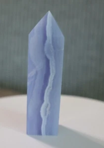 BLAUE SPITZE ACHAT SPITZE 2,86 ZOLL HOCH / 53,7 GRAMM (VIDEO ENTHALTEN) - Bild 1 von 7