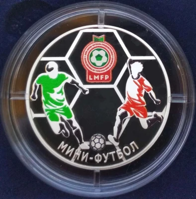 Mini Fútbol Fútbol 2024 Transnistria Moldavia Color Plata Moneda Deportes RARO Foto 1 de 3