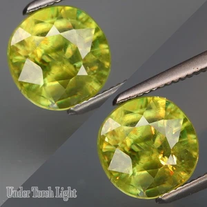 2.50Ct.Wonderful! Natural Green Sphene (Rainbow Spark Under Sun Light) - Picture 1 of 4