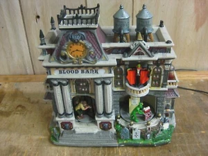 THE BLOOD BANK Retired 2005 Lemax Spooky Town Collection 55239 Halloween, tested - Picture 1 of 13