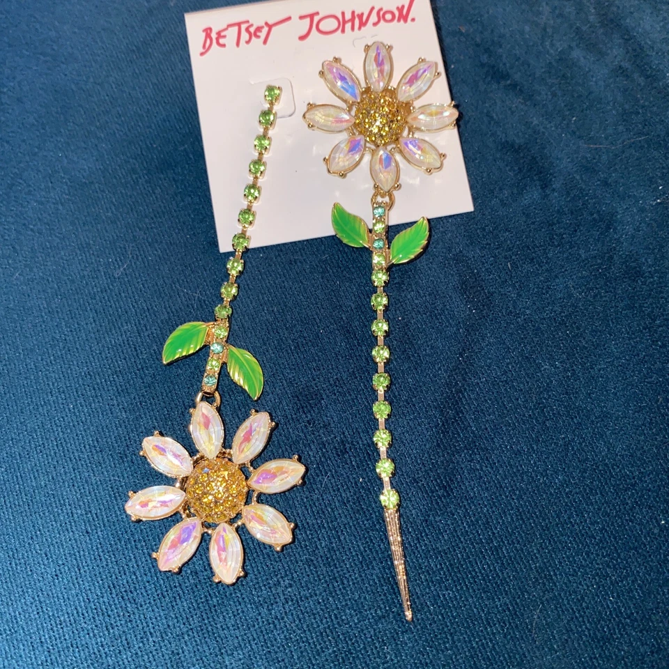 Authentic Betsey Johnson Sweetness & Light Crystal Daisy Mismatch Earrings