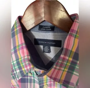 Mens Tommy Hilfiger Pink Plaid Button Up Dress Shirt With Logo Size Small EUC - Picture 1 of 15