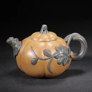 Chinese Yixing Zisha Clay Handmade Exquisite Teapot（周盘  底款：顾景舟） - Picture 1 of 9