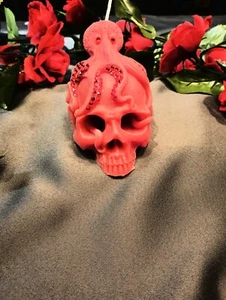 Red rhinestone octopus Skull candle- - Picture 1 of 4