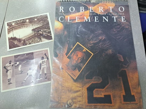 PIRATES ROBERTO CLEMENTE CALENDAR 1994-1995 with postcards Cover