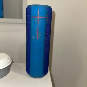 Ultimate Ears Boom 2 Bluetooth Speaker - Picture 1 of 3