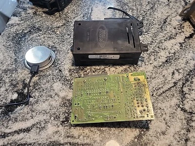 1997-1998 Ford F150 F250 4x2 2WD Multi Function GEM Module F75B-14B205-LB - Image 1 of 4