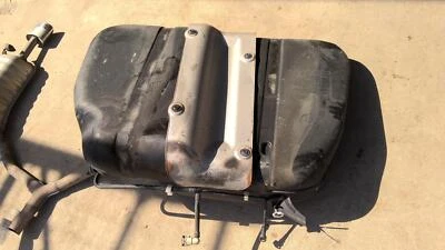 Used Fuel Tank fits: 2013 Kia Optima 2.4L VIN C 8th digit plastic tank w/o PZEV Foto 1 de 4