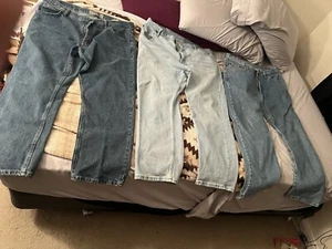 Men’s Wrangler Jeans 38x30, 29, 28 Regular Fit Dark & Light Wash. U Pick, New - Picture 1 of 6