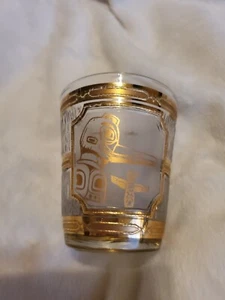 Vntg 70s Souvenir Shot Glass Culver Juneau Alaska USA 22kt Gold Wood Embossed - Picture 1 of 5