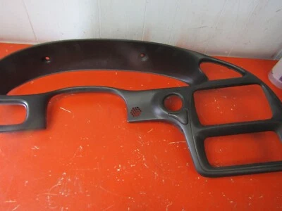 Pontiac Bonneville 2005 velocímetro cubierta embellecedor P/N 310972A Foto 1 de 4