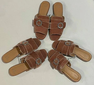 DAMEN (VIELE GRÖSSEN) ROSA SAMT OFFENE ECKIGE SPITZE BROSCHE & SCHLEIFE SLIPPER EDLE SCHUHE - Bild 1 von 4