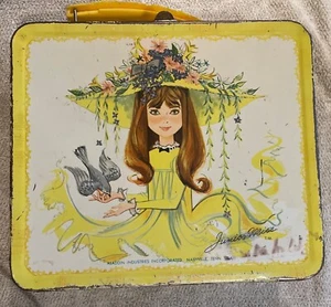 Vintage Thermos brand, Junior Miss (yellow Edge) 1966 Lunch Box No Thermos - Picture 1 of 18