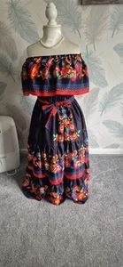 Ladies Mexican Dress And Accessories - Picture 1 of 6