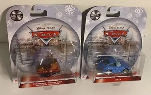 Disney PIXAR Cars Holiday SALLY 2022 MOTO DE NIEVE Die Cast Navidad NUEVO Lote de 2 - Imagen 1 de 10