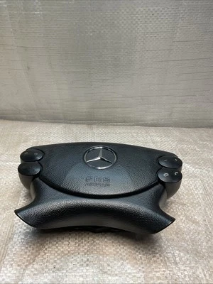 05-11 OEM Mercedes C219 CLS500 E350 CLK500 Volante OEM NEGRO Foto 1 de 4