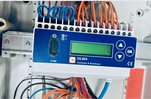 Condor Werke GLW4 3.00/1.01, electronic base-load changeover controller - Picture 1 of 5