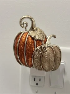 Bath & Body Works Wallflower Plug: cimelio glitter zucca CADUTA, senza luce - Foto 1 di 2